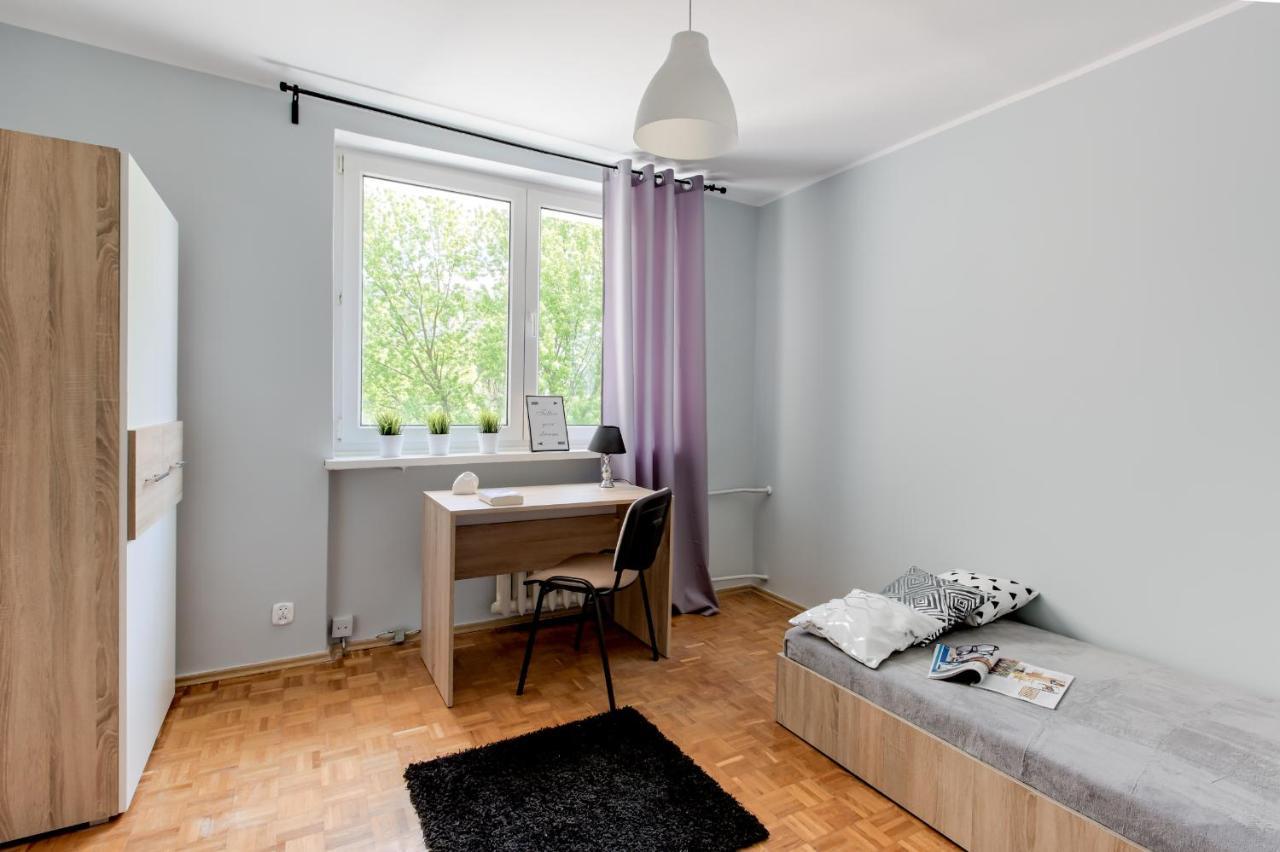Krzywon 8 Rooms Varsovia Exterior foto